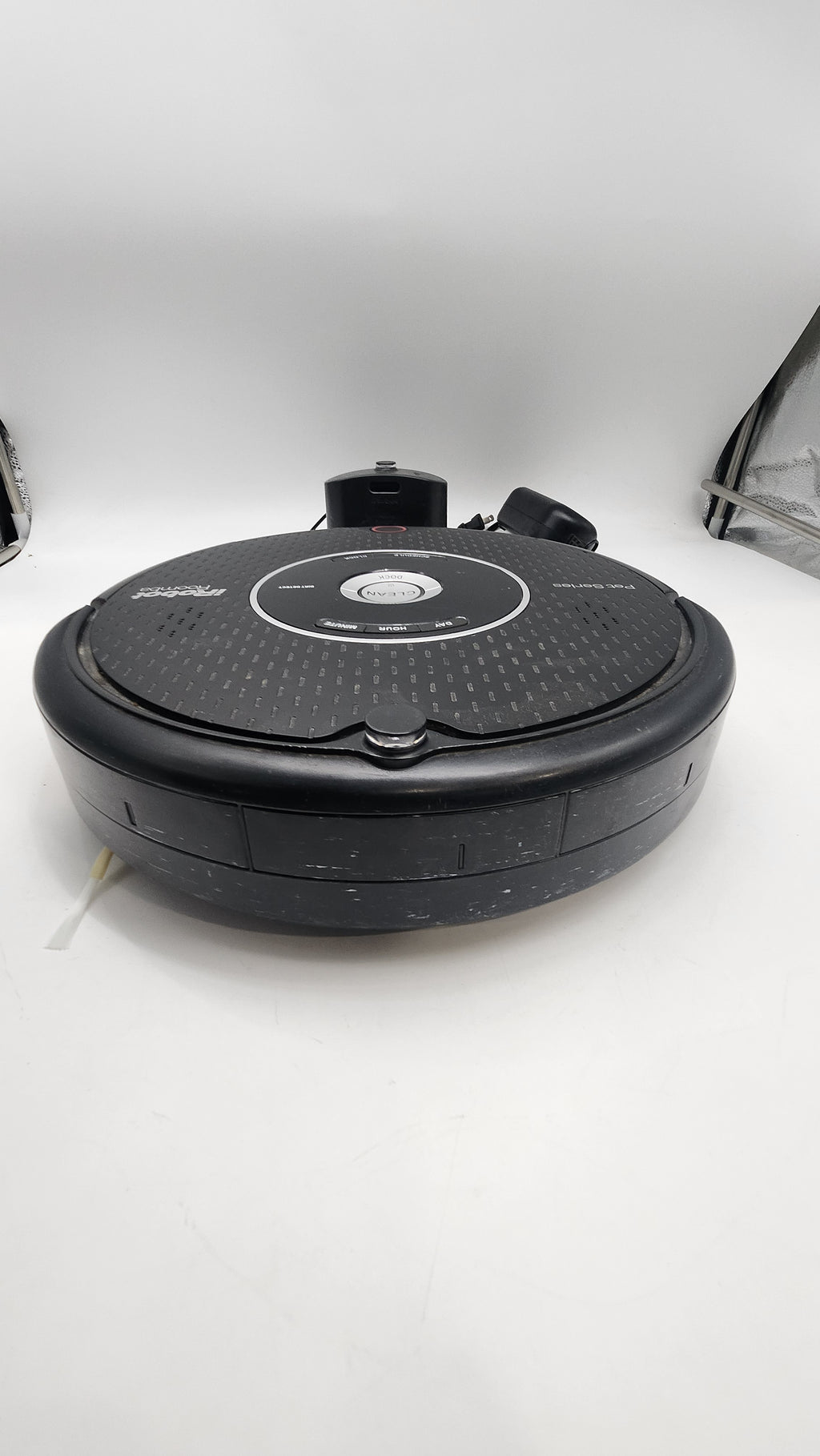 iRobot Roomba 595 Pet Vacuum Cleaning Robot R595 - Black - Like