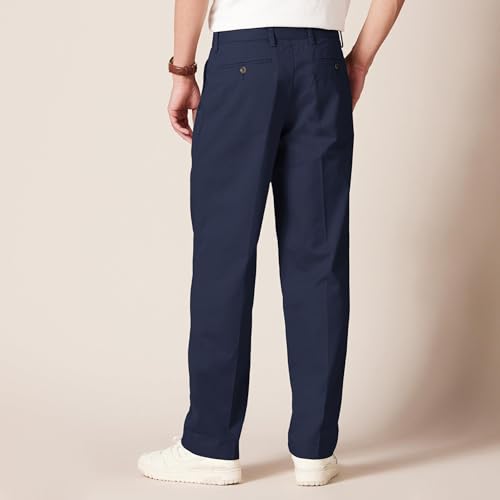 AMAZON ESSENTIALS MEN'S CLASSIC-FIT WRINKLE-RESISTANT PLEATED CHINO PANT - Brand New