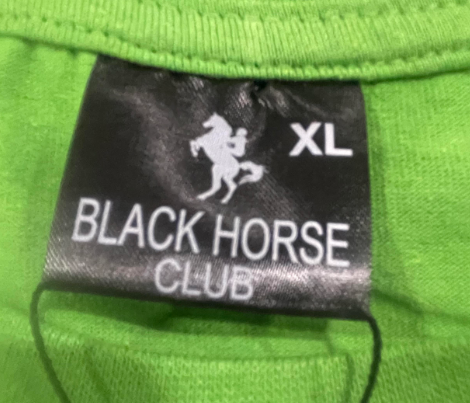 BLACK HORSE CLUB MEN'S CREW SHIRT - SIZE: MEN XL - GREEN - Like New