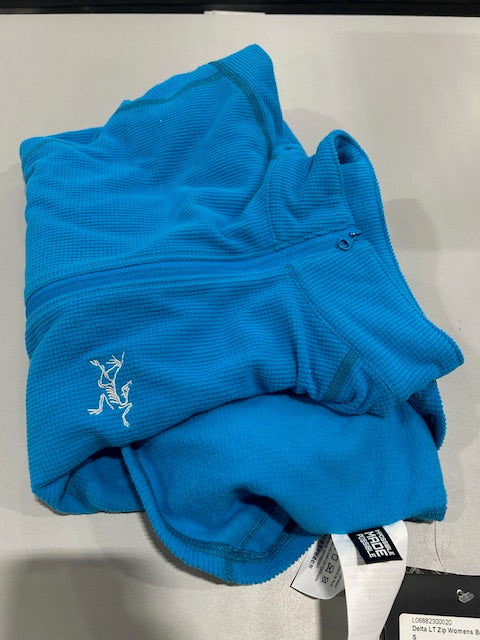 DELTA WOMENS BAJA SMALL BABY LIGHT BLUE ZIP JACKET - LIGHT BLUE - Brand New