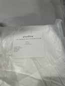 EVOLIVE FULL SIZE WATERPROOF MATTRESS PROTECTOR WHITE 54IN BY 75IN - WHITE - Like New