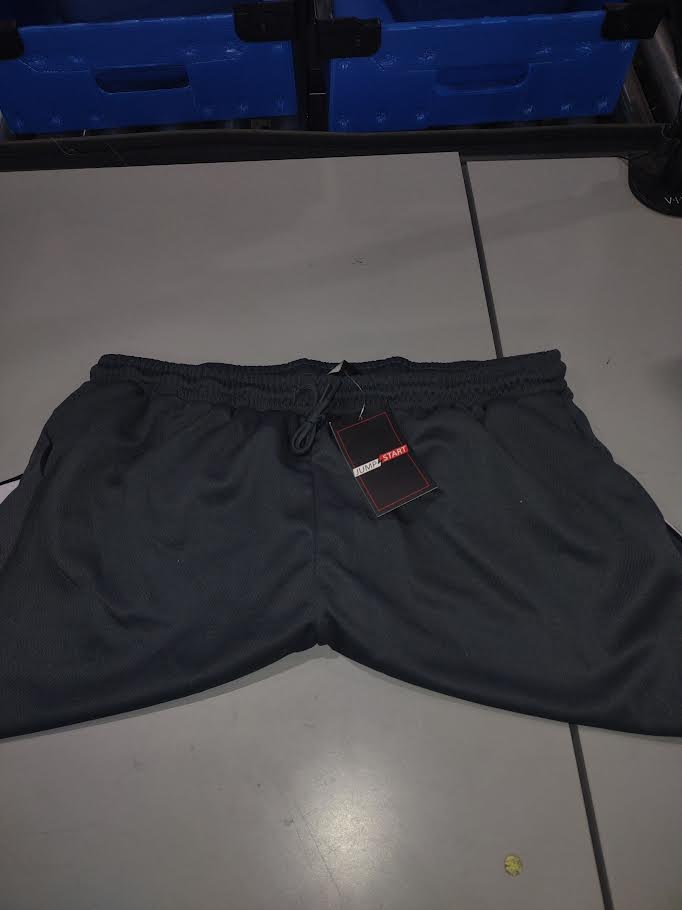 JUMP START MEN'S MESH QUICK DRY ATHLETIC SHORTS - SIZE: XL - CHARCOAL/WHITE - Brand New
