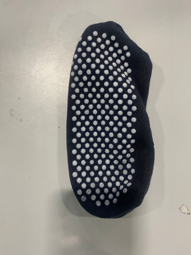 GENERIC NON-SLIP GRIP YOGA SOCKS, 1 PAIR - BLACK - Like New