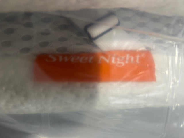SWEETNIGHT SWEET NIGHT 80" BY 80" FOAM CUSHION FOR A BED - WHITE - Like New