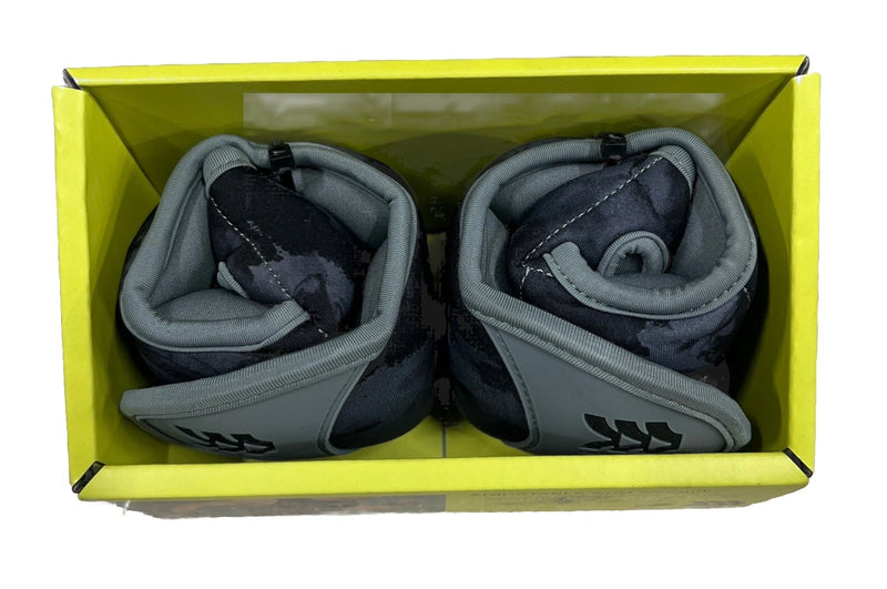 ALL IN MOTION ADJUSTABLE WRIST WEIGHTS 2.5LBS (1 PAIR) - BLACK/GRAY - Brand New