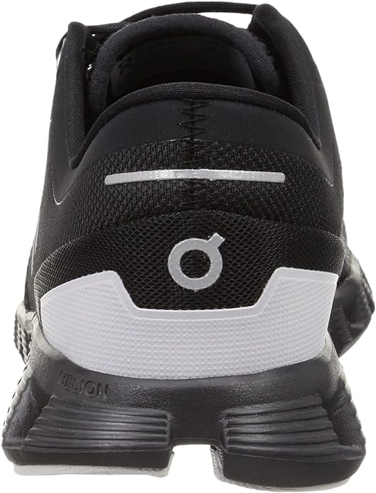 60.98705 ON RUNNING Cloud X 3 MEN BLACK SIZE 10.5 Like New