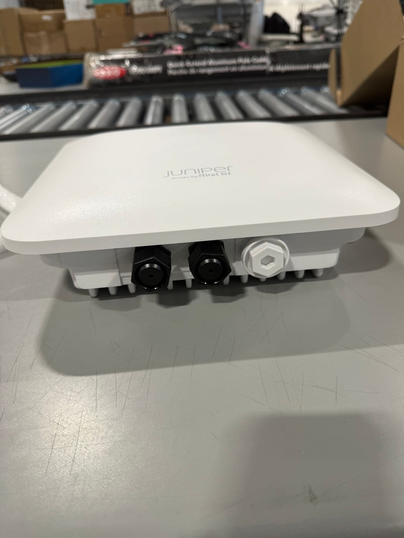 JUNIPER NETWORKS MIST AI AP63-US HIGH PERFORMANCE OUTDOOR ACCESS POINT - WHITE - Like New