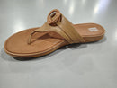 FITFLOP GRACIE RUBBER-BUCKLE LEATHER TOE-POST WOMEN'S SANDALS - 8.5 - LATTE TAN - Like New
