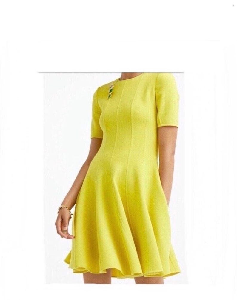 OSCAR DE LA RENTA SHORT SLEEVE FLARED PANEL DRESS CREPE SIZE 4 - LEMON YELLOW - Brand New