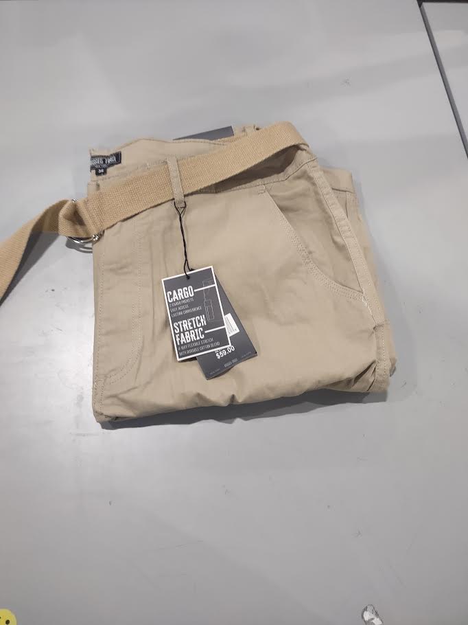 RUGGED TRAIL STRETCH FABRIC, CARGO SHORTS - SIZE: MEN 36 - LIGHT KHAKI - Brand New
