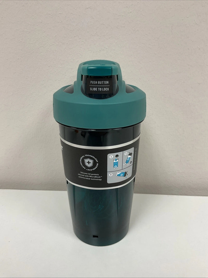 ‎BLENDERBOTTLE STRADA TRITAN 24OZ, PUSH BUTTON SLIDE TO LOCK - GREEN - Like New