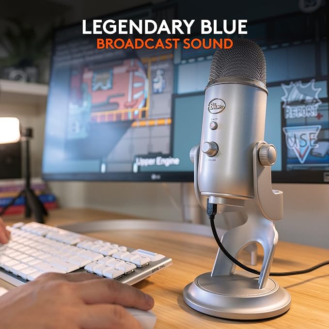 Logitech for Creators Blue Yeti USB Microphone for Gaming - Scratch & Dent