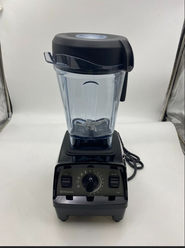 Vitamix Propel Series 750 Blender VM0197A - Black - Scratch & Dent