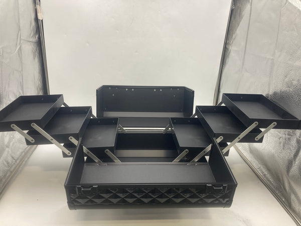 BEAUTY COSMETIC MAKEUP CASE TRAIN EXTENDABLE TRAYS MAGNIFIQ MAKEUP - BLACK - Like New
