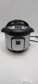 INSTANT POT DUO CRISP 9-IN-1 ELECTRIC PRESSURE COOKER AND AIR FRYER COMBO - Like New