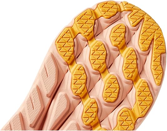 1119396 HOKA ONE ONE RINCON 3 SHELL CORAL / PEACH PARFAIT 9.5 - Like New