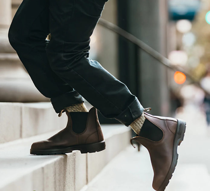 BLUNDSTONE MEN'S CHELSEA BOOT - SIZE: MEN 9.5 (AU/UK M8.5) - BROWN - Like New