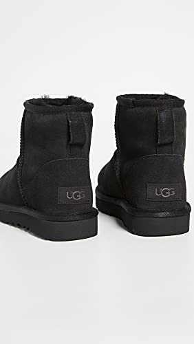 1016222 UGG Women Classic Mini II Boot Black Size 6 - Like New