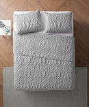 VCNY Home Queen Quilt 3-Piece Set Shore Grey B01MYRWQE9 - NEW - Brand New