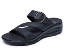 163427 SKECHERS WOMENS EASY GOING SLIDE ON BY BLACK/BLACK SIZE 9 - Like New