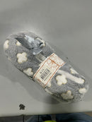 ZHANTU FLOOR SLIPPER SIZE 36-41 9-11 - GRAY,WHITE - Brand New