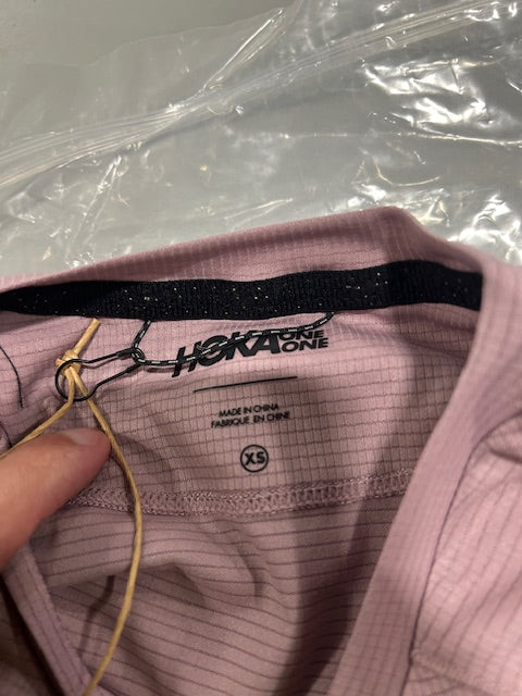 HOKA ONE ONE WOMEN'S GLIDE 3/4 SLEEVE, SIZE: XS - PINK - Brand New