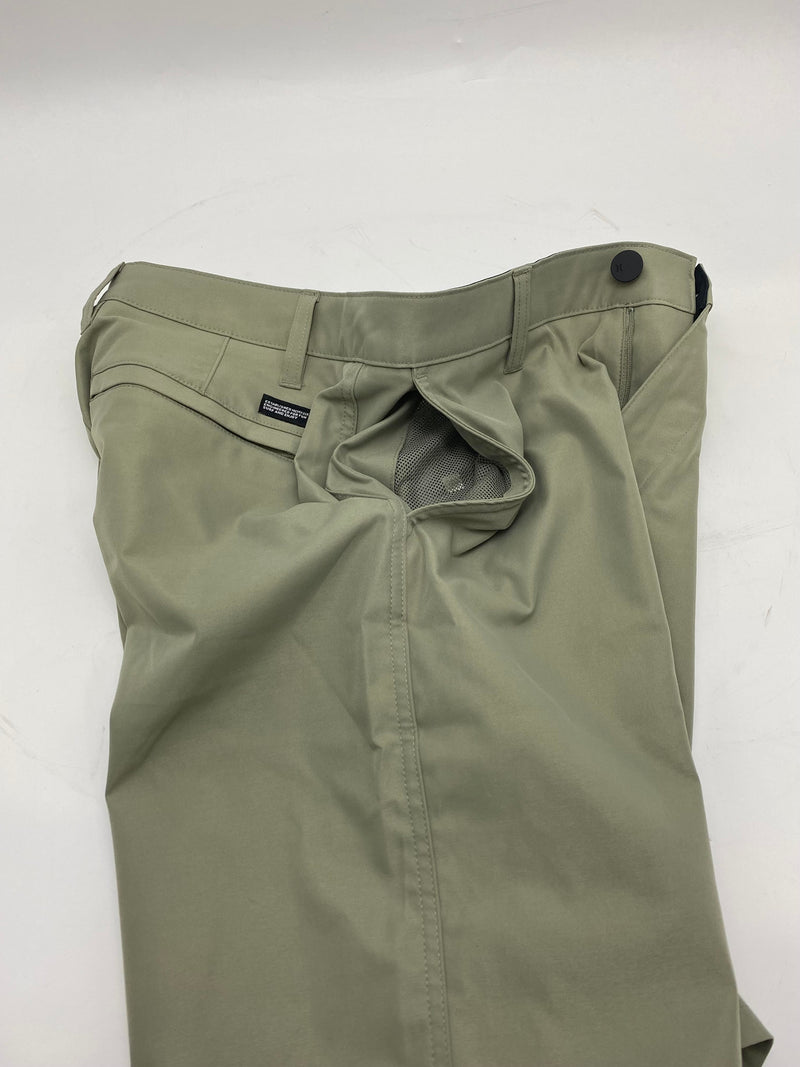 HURLEY VENTURE WALKSHORTS - SIZE: MEN 30 - IGUANA - Like New