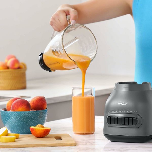OSTER SMOOTHIE BLENDER, 20 OZ. BLEND-N-GO CUP, 700W, 8 SPEEDS - GRAY - Like New