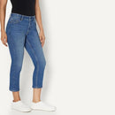 AEWM11371M25 AMAZON ESSENTIALS WOMEN'S LOW STRETCH SLIM MEDIUM BLUE SIZE 10 - Brand New