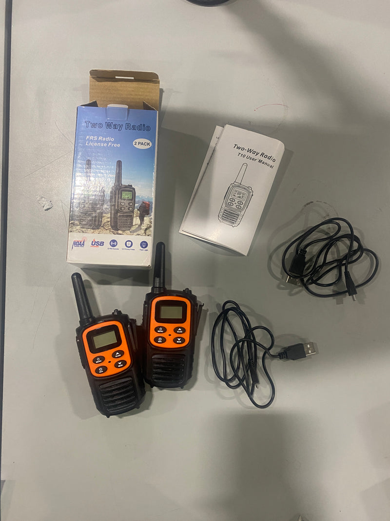 TWO WAY RADIO, FRS RADIO LICENSE FREE, 2 PACK - ORANGE/BLACK - Like New