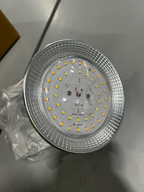 GENERIC 6 PACK ROUND LED PLANT GROWTH LIGHTS 5.25 - Like New
