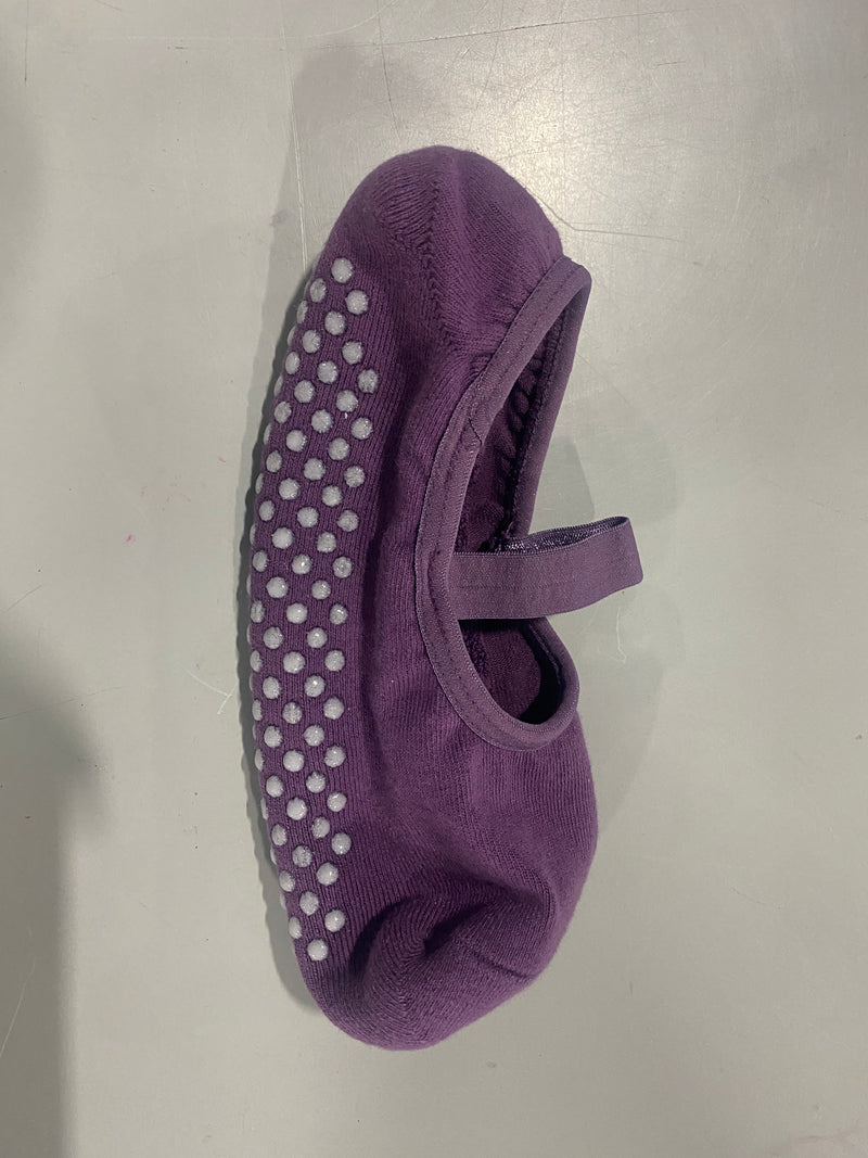GENERIC NON-SLIP GRIP PURPLE YOGA SOCKS, 1 PAIR - PURPLE - Like New