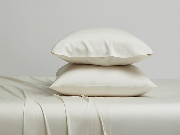 KATHY IRELAND 300 THREAD COUNT 100% BAMBOO RAYON SHEET SET KING - IVORY/WHITE - Like New