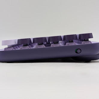 Logitech POP Keys Mechanical Wireless Keyboard (SPANISH LAYOUT) - PURPLE - Like New