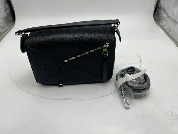 GENERIC WOMENS GEOMETRIC PURSE - BLACK - Like New