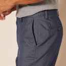 Amazon Essentials Men's Slim-Fit 9" Chino Shorts Dark Navy Size 32 - Like New