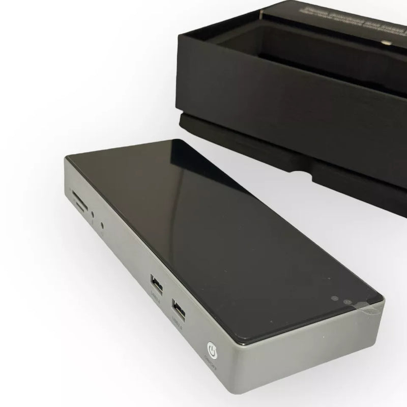 IVIIN THUNDERBOLT 4 DOCKING STATION DUAL MONITOR 4K OR SINGLE 8K@60HZ - SILVER - Like New