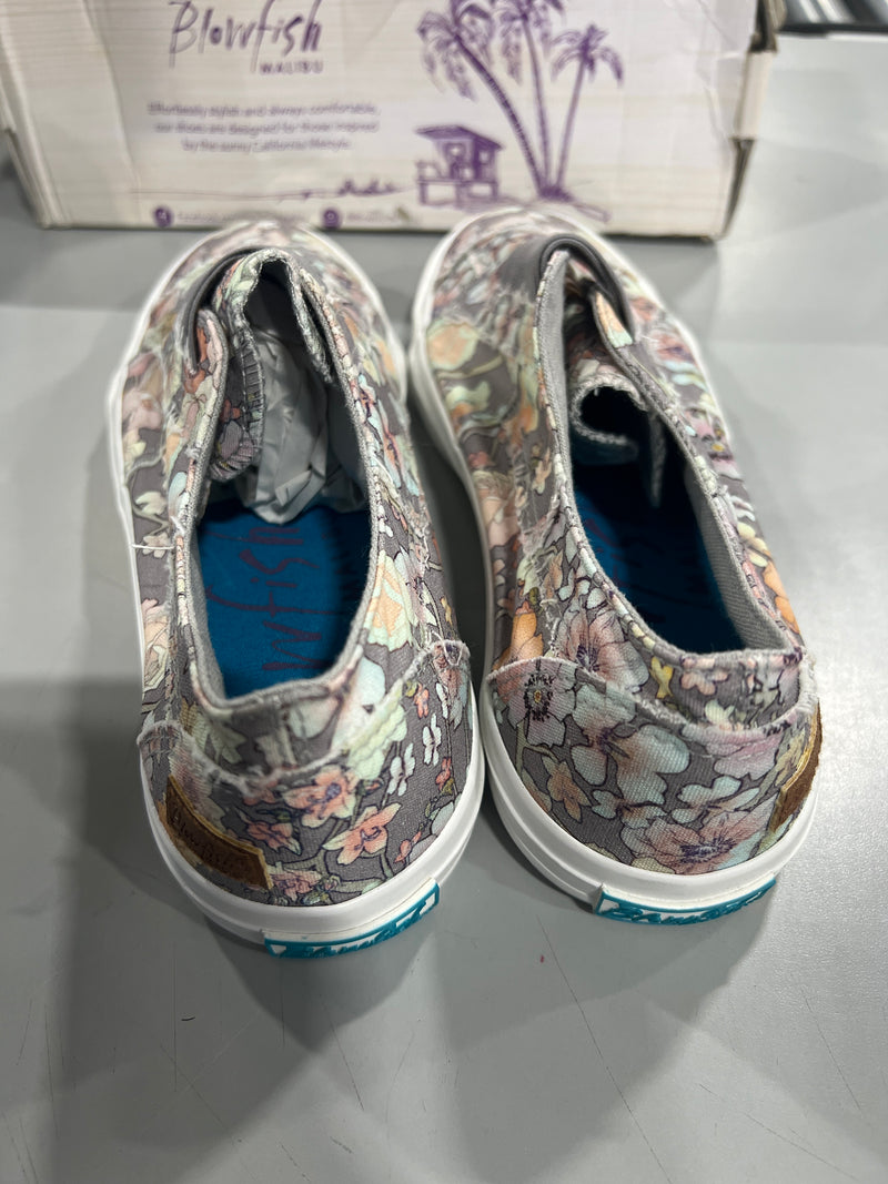 BLOWFISH MALIBU WOMENS FLOWER CANVAS UPPER FOAMED INSOLE - SIZE: 9 - GRAY GYPSY - Like New