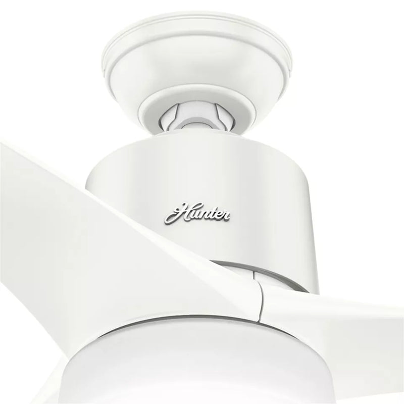 HUNTER FAN 54 IN CONTEMPORARY FRESH WHITE INDOOR CEILING FAN - WHITE - Like New