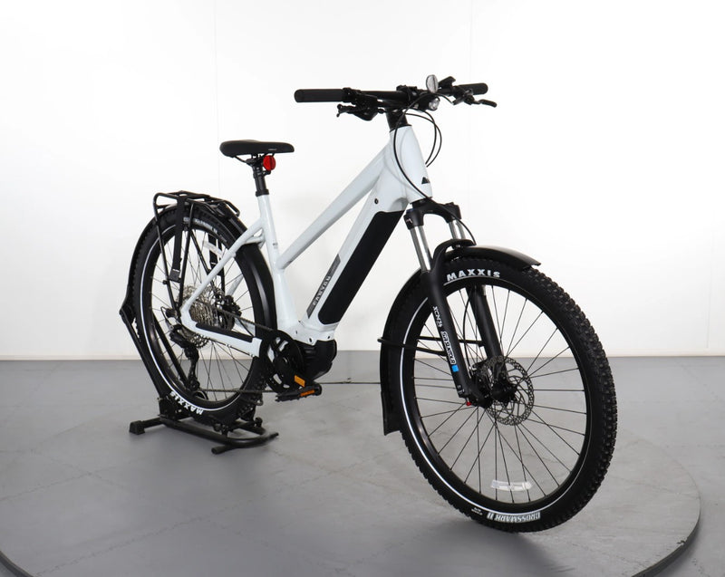 CANYON PATHLITE:ON 5 SUV MID-STEP - WHITE - Like New