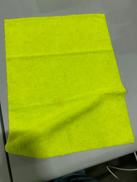GENERIC GREEN 16" BY 12" WASH CLOTH - GREEN - Like New