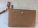 COACH ESSENTIAL SMALL WRISTLET, PEBBLED LEATHER IN HONEY - BROWN - Like New