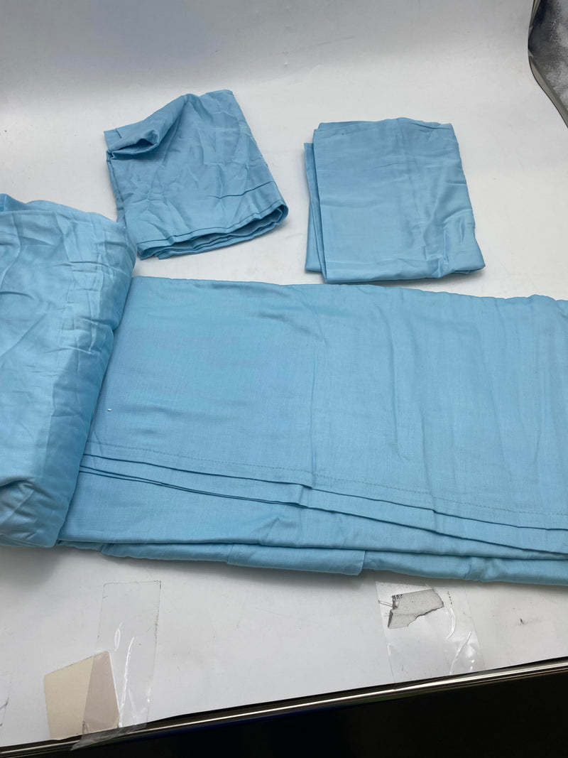 NOBLE HOUSE QUEEN 300 THREAD COUNT SHEET SET - BLUE - Like New