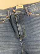 SOFIA BY SOFIA VERGARA MARGOT SEAMED WIDE LEG AVERAGE JEANS SIZE: 6 - DARK WASH - Brand New