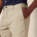AMAZON ESSENTIALS MEN'S SLIM-FIT 7" CHINO SHORTS SIZE: MEN 29 KHAKI - Like New