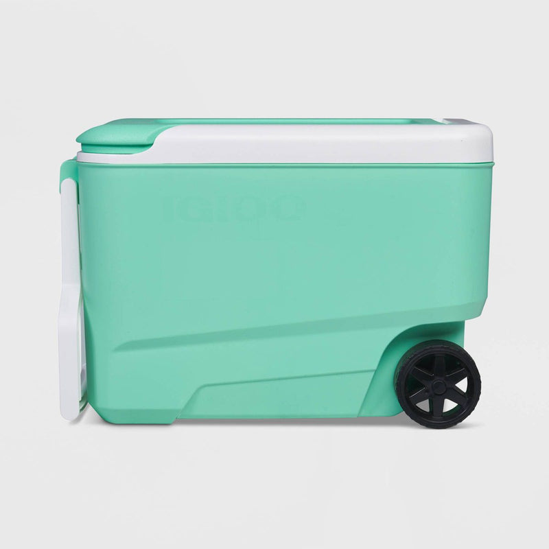 IGLOO WHEELIE COOL 38QT ROLLING COOLER - MINT - Like New