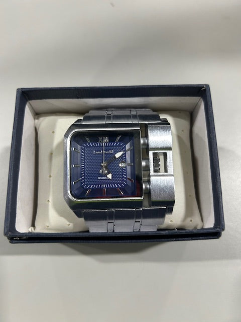 LOOKWORLD ELEGANT MEN'S QUARTZ WATCH WITH LARGE SQUARE DIAL, BLUE FACE - SILVER - Like New