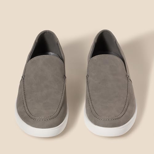 AMAZON ESSENTIALS MEN'S SLIP-ON LOAFER SNEAKERS SIZE: MEN 11 GRAY - Brand New