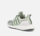 ADIDAS ULTRABOOST 1.0 MEN'S RUNNING SHOES - SIZE: 8.5 (AU/UK M8) - LINEN GREEN - Like New