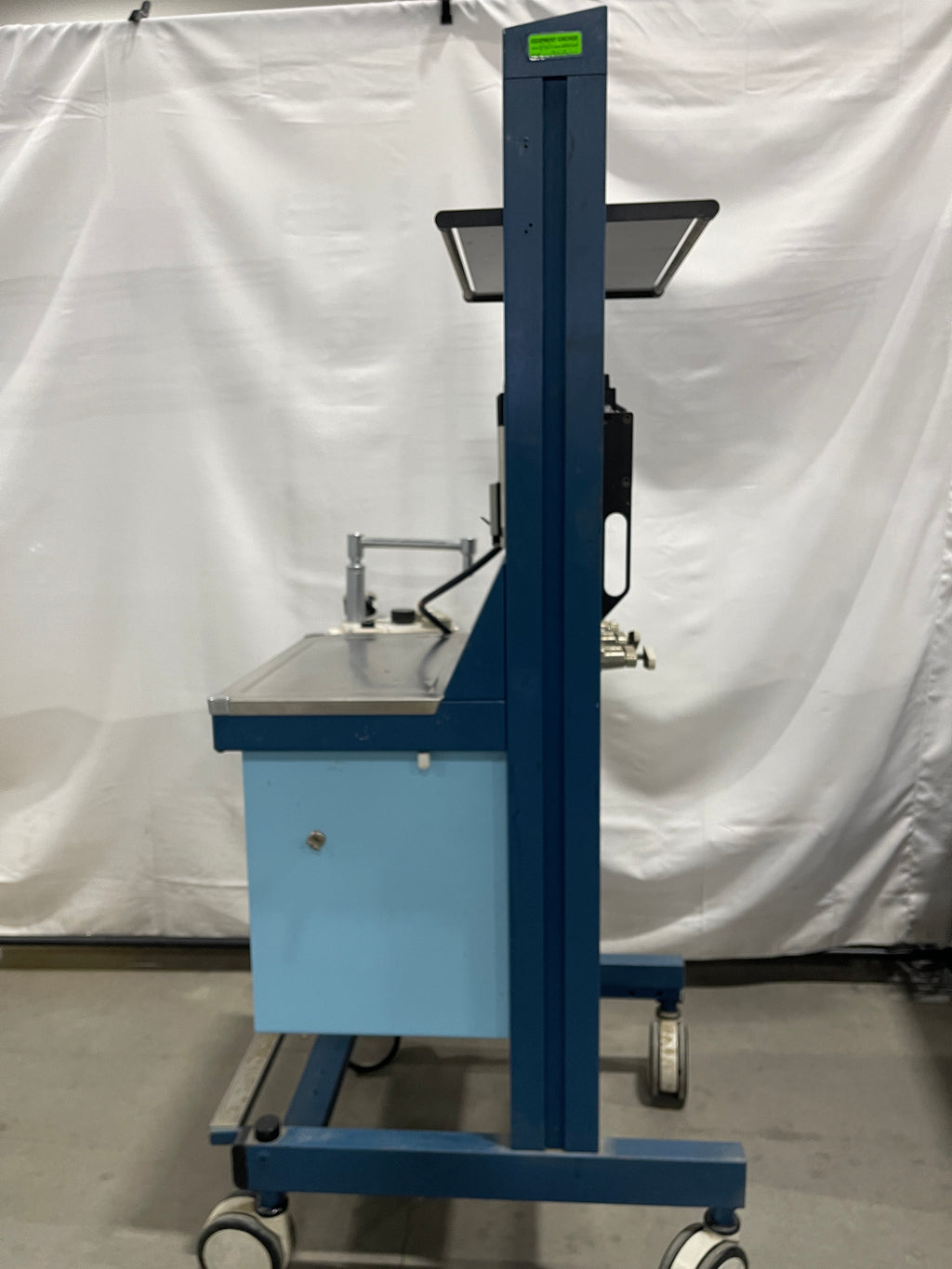 OHMEDA EXCEL 210 ANSI ANESTHESIA MACHINE - STAINLESS STEEL/LIGHT BLUE ...